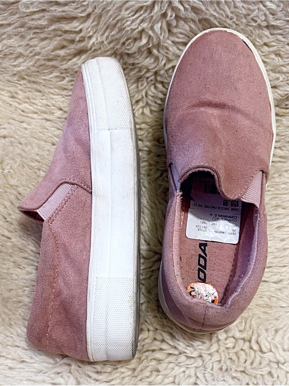 Soda Soft Pink Sneakers plus extra shoes 🆓